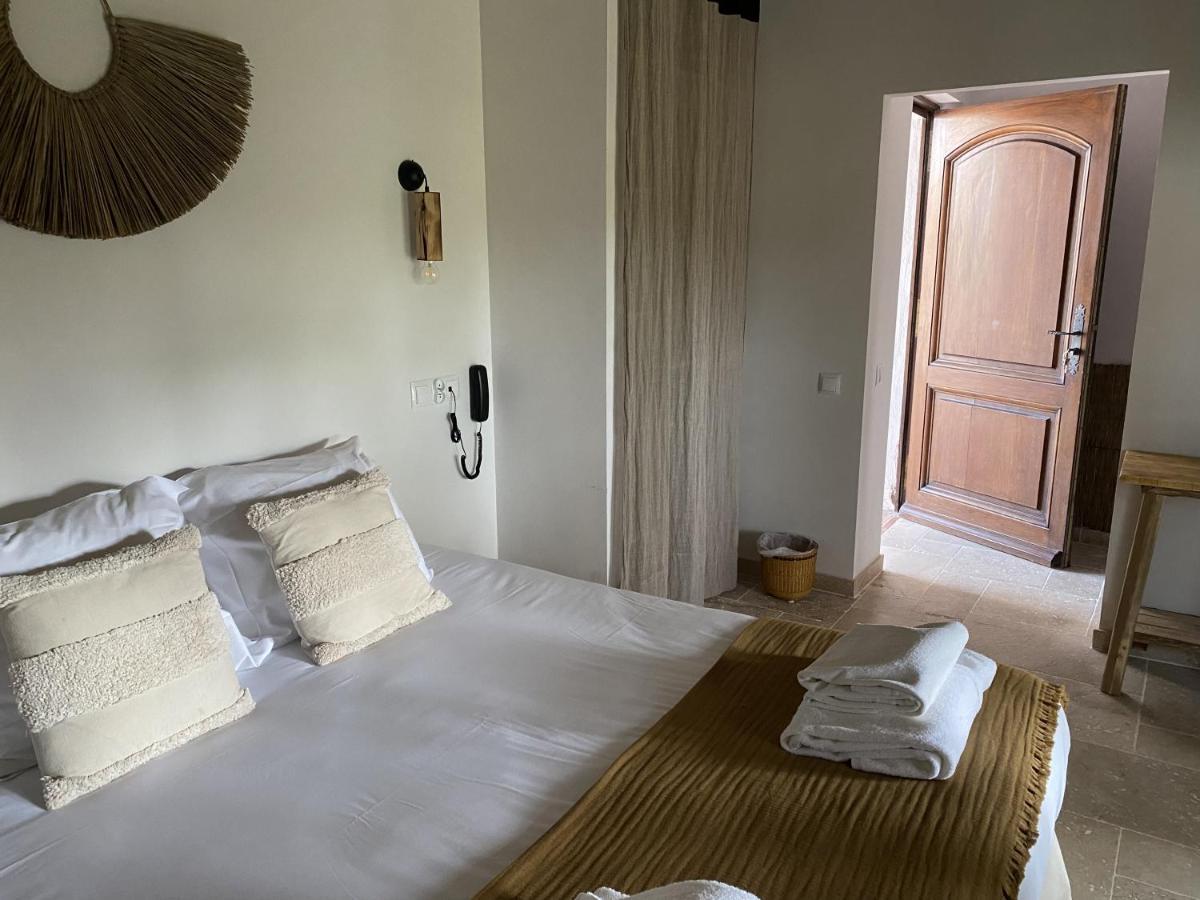 Hotel Du Pont Blanc Saintes-Maries-de-la-Mer Kültér fotó